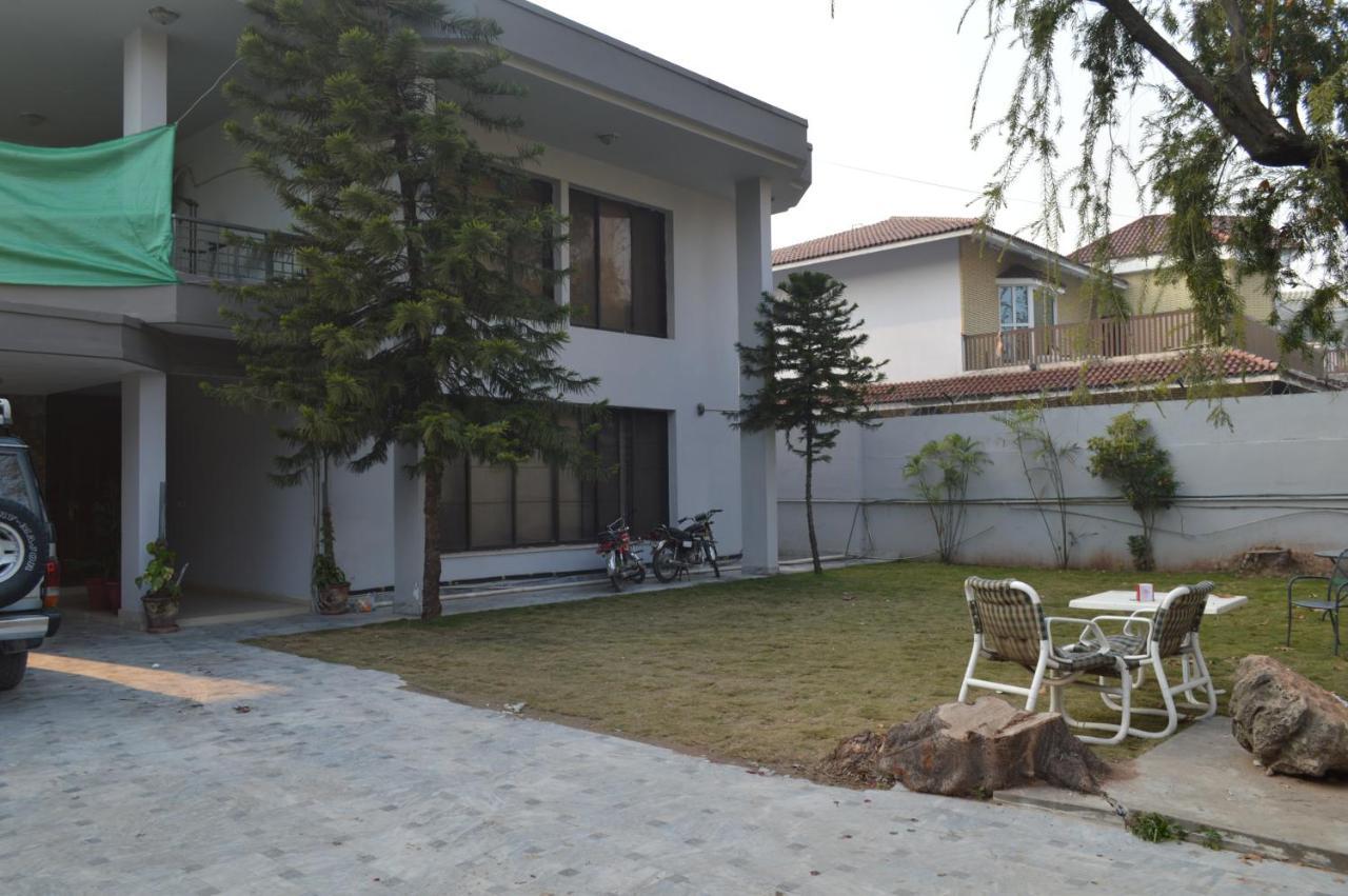 Royal Manor F-10 Bed & Breakfast Islamabad Luaran gambar