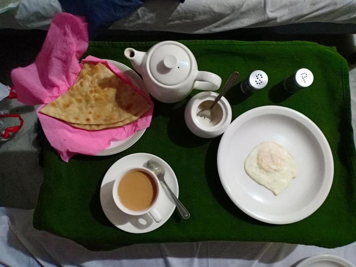 Royal Manor F-10 Bed & Breakfast Islamabad Luaran gambar